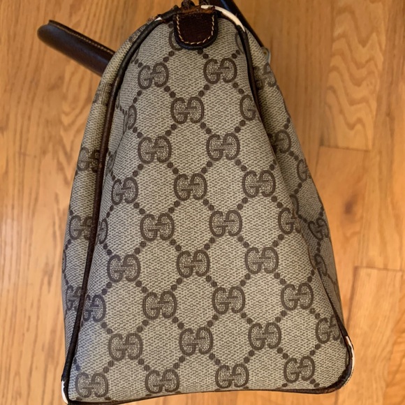Gucci Beige and Brown Canvas Bag with Red and Green Accent Needs Restoration - Picture 16 of 16